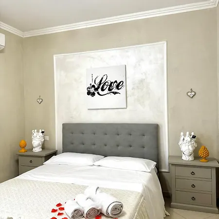 Love Noto بيت للعطل